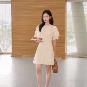 Đầm dáng A tay bồng buộc nơ eo